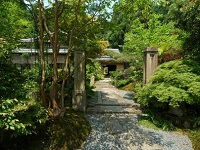 野むら山荘